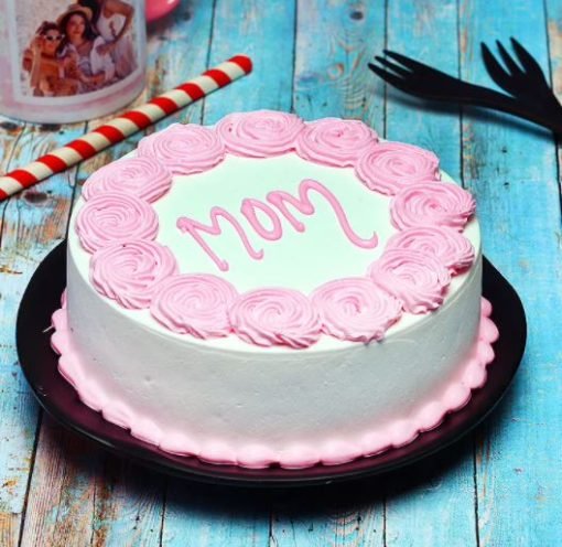 Rosy Strawberry Mom Cake