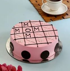 Tic Tac Toe Designer Cake