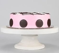 Tic Tac Toe Designer Cake1