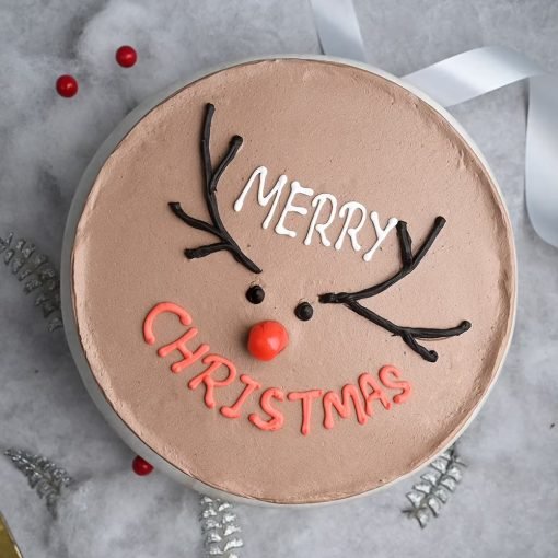 Christmas Creamy Chocolate Cake1